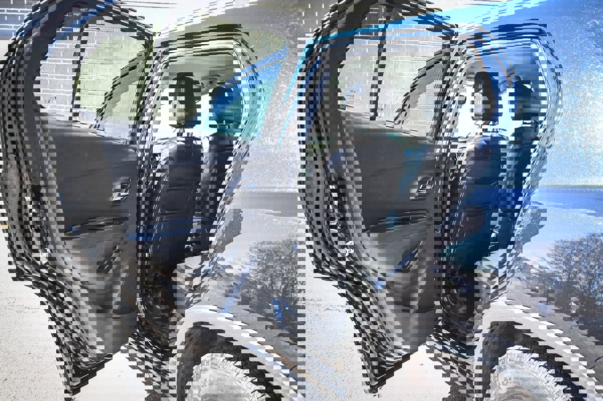 Used 2019 Chevrolet Trax LT w/ LT Convenience Package image 12