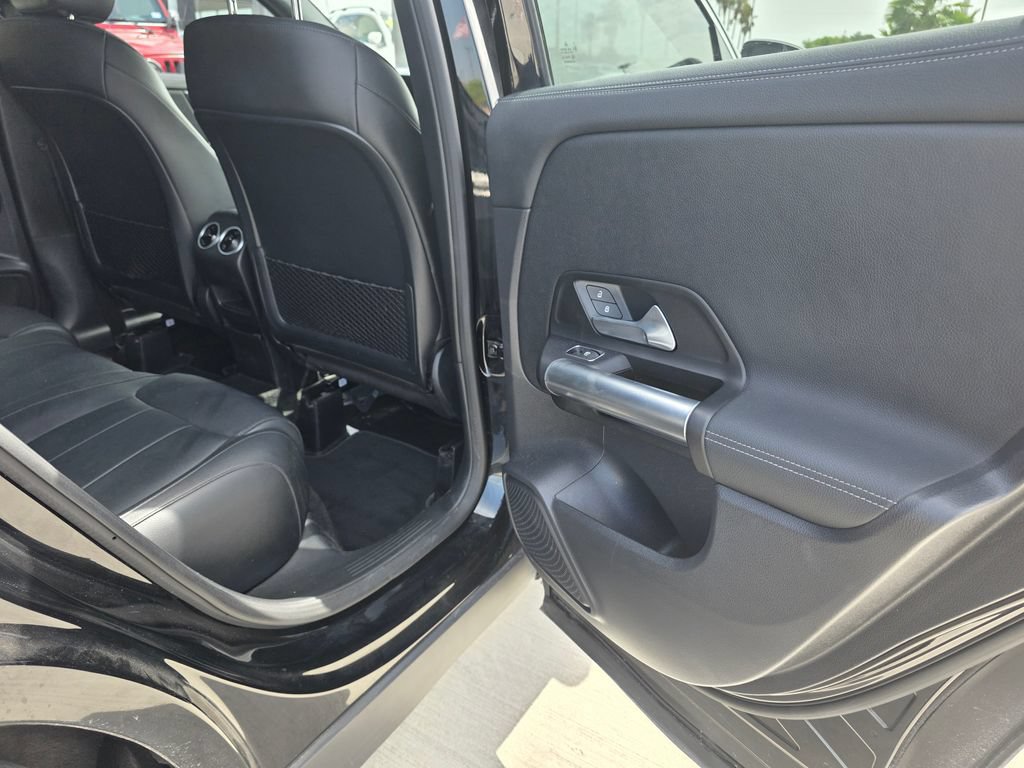 Used 2024 Mercedes-Benz GLA 250 image 15
