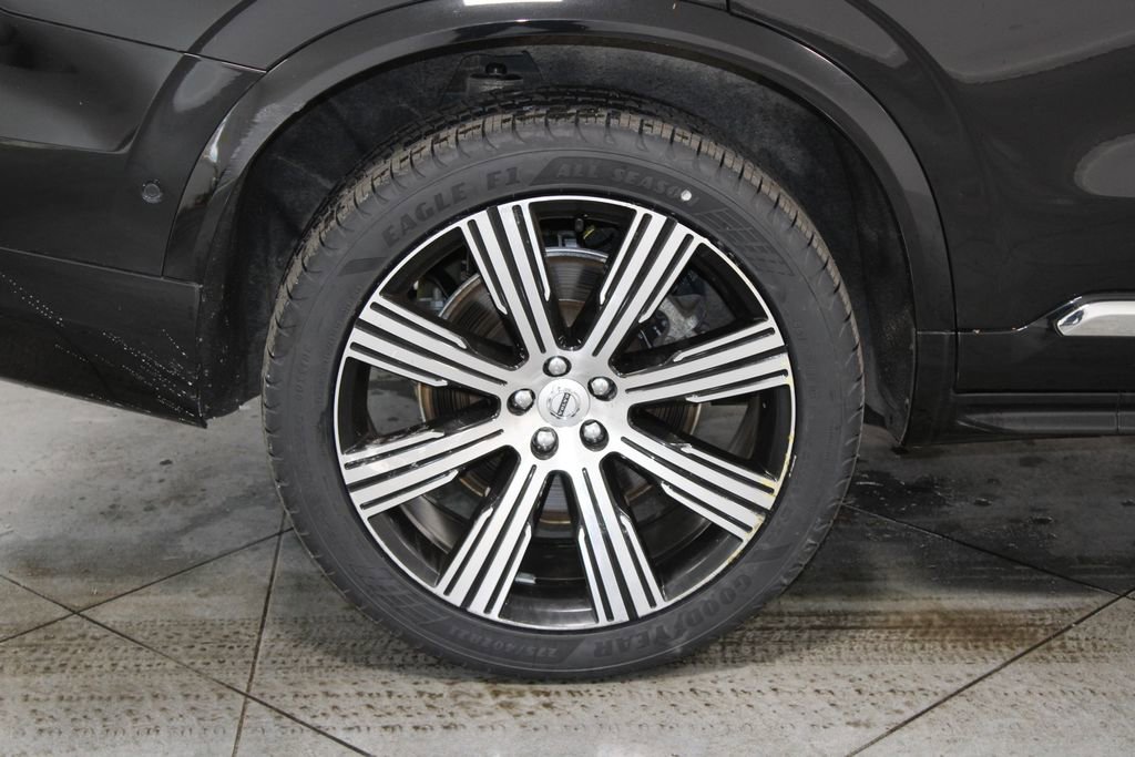 Used 2024 Volvo XC90 T8 Plus w/ Protection Package Premier AWD/4WD image 13