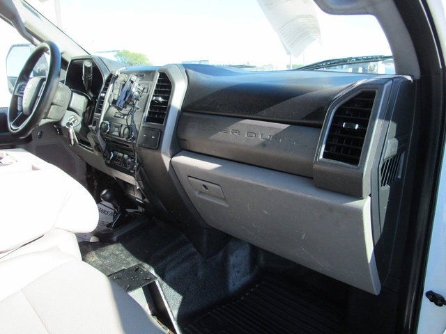 Used 2018 Ford F550 4x4 SuperCab Super Duty image 15
