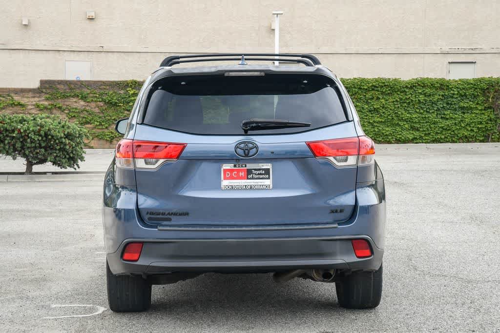 Used 2017 Toyota Highlander XLE FWD image 8