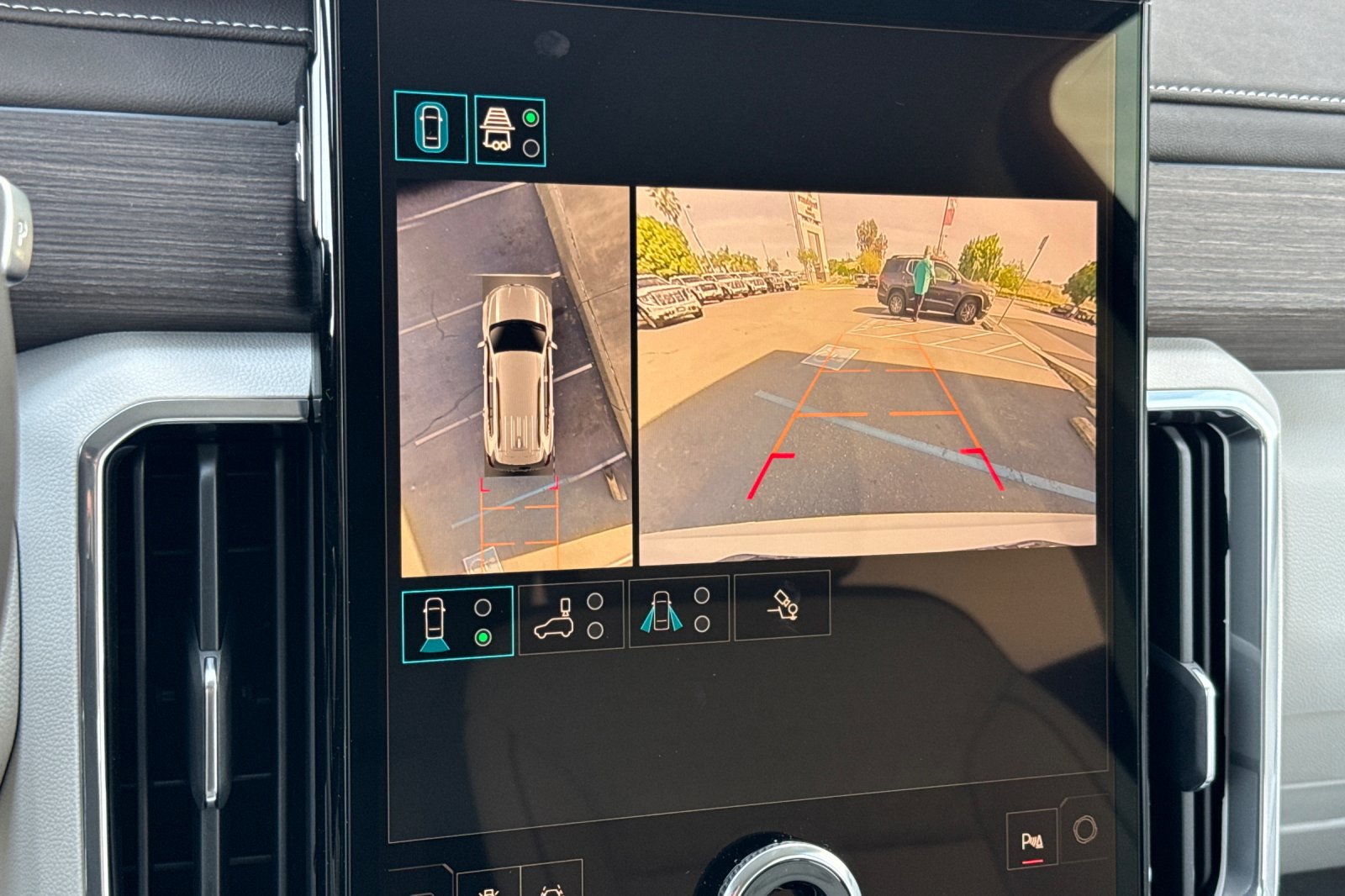 New 2026 GMC Acadia Denali w/ Super Cruise Package image 22