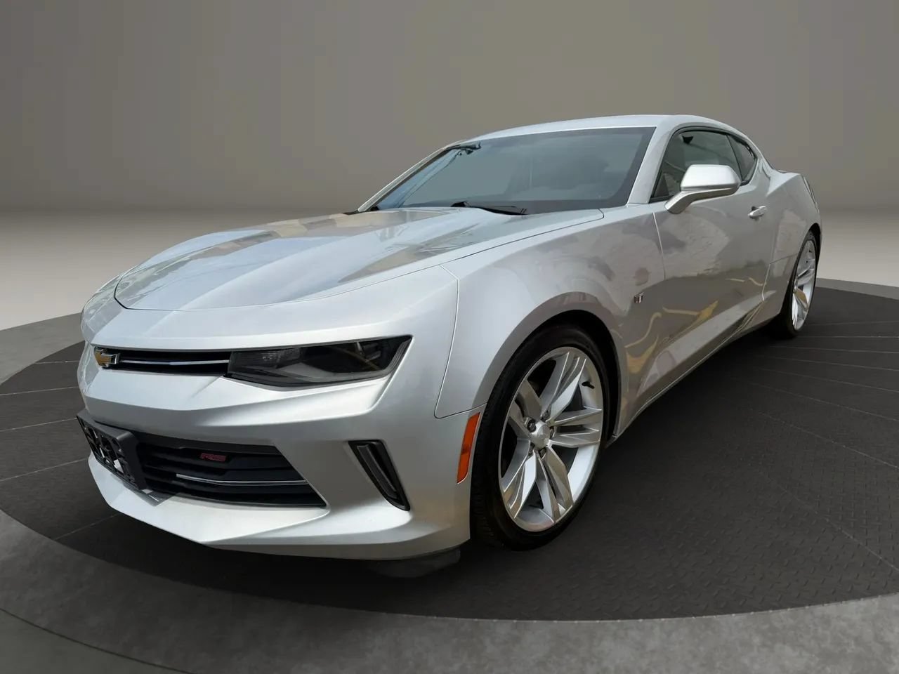 Used 2018 Chevrolet Camaro LT w/ RS Package RWD image 1