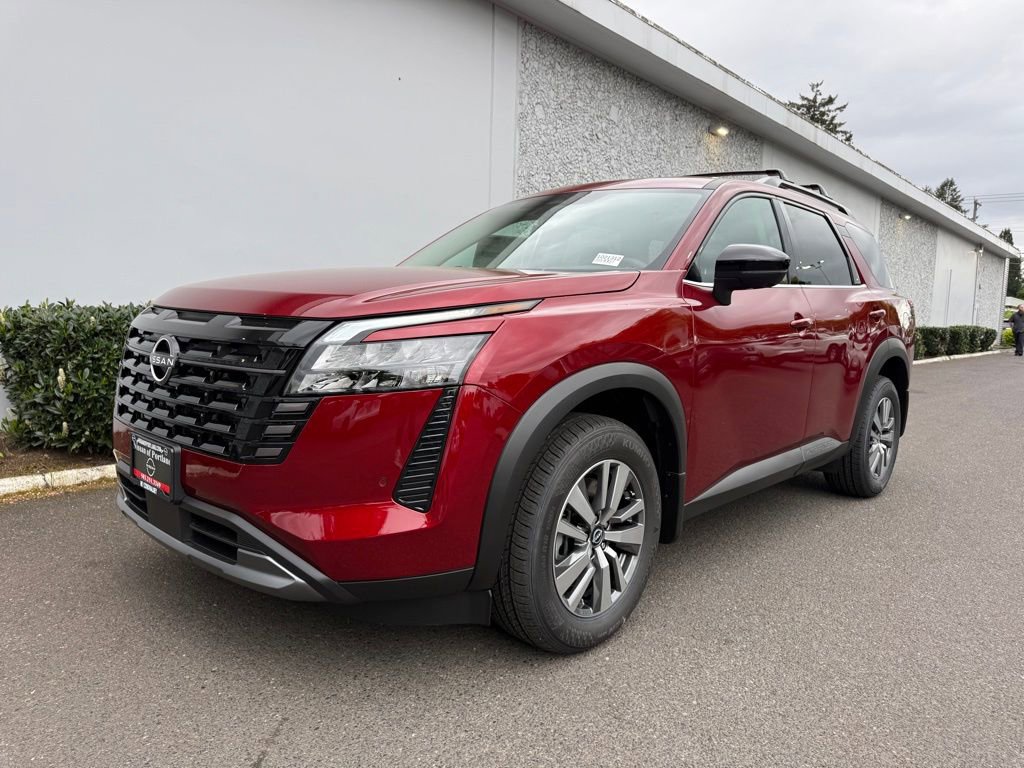 New 2026 Nissan Pathfinder SL