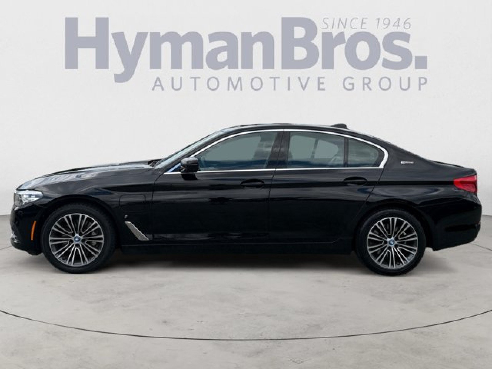 Used 2019 BMW 530e xDrive AWD/4WD image 6