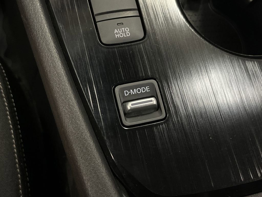 Used 2021 Nissan Rogue S image 21