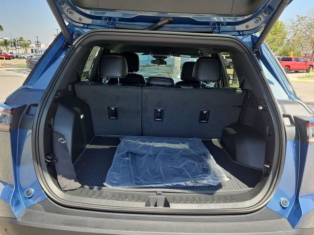 New 2027 Chevrolet Equinox RS FWD image 26