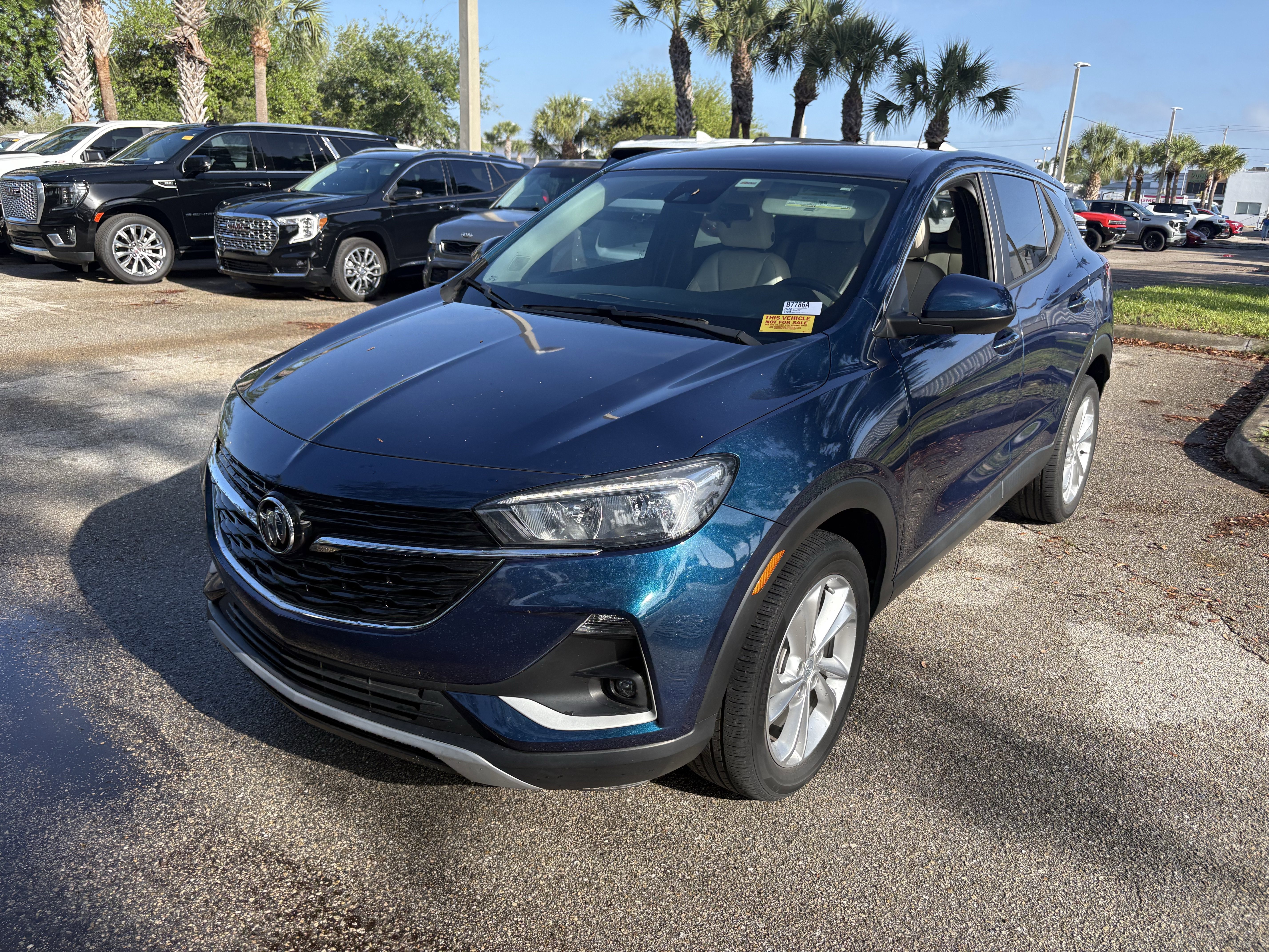 Used 2021 Buick Encore GX Preferred image 3