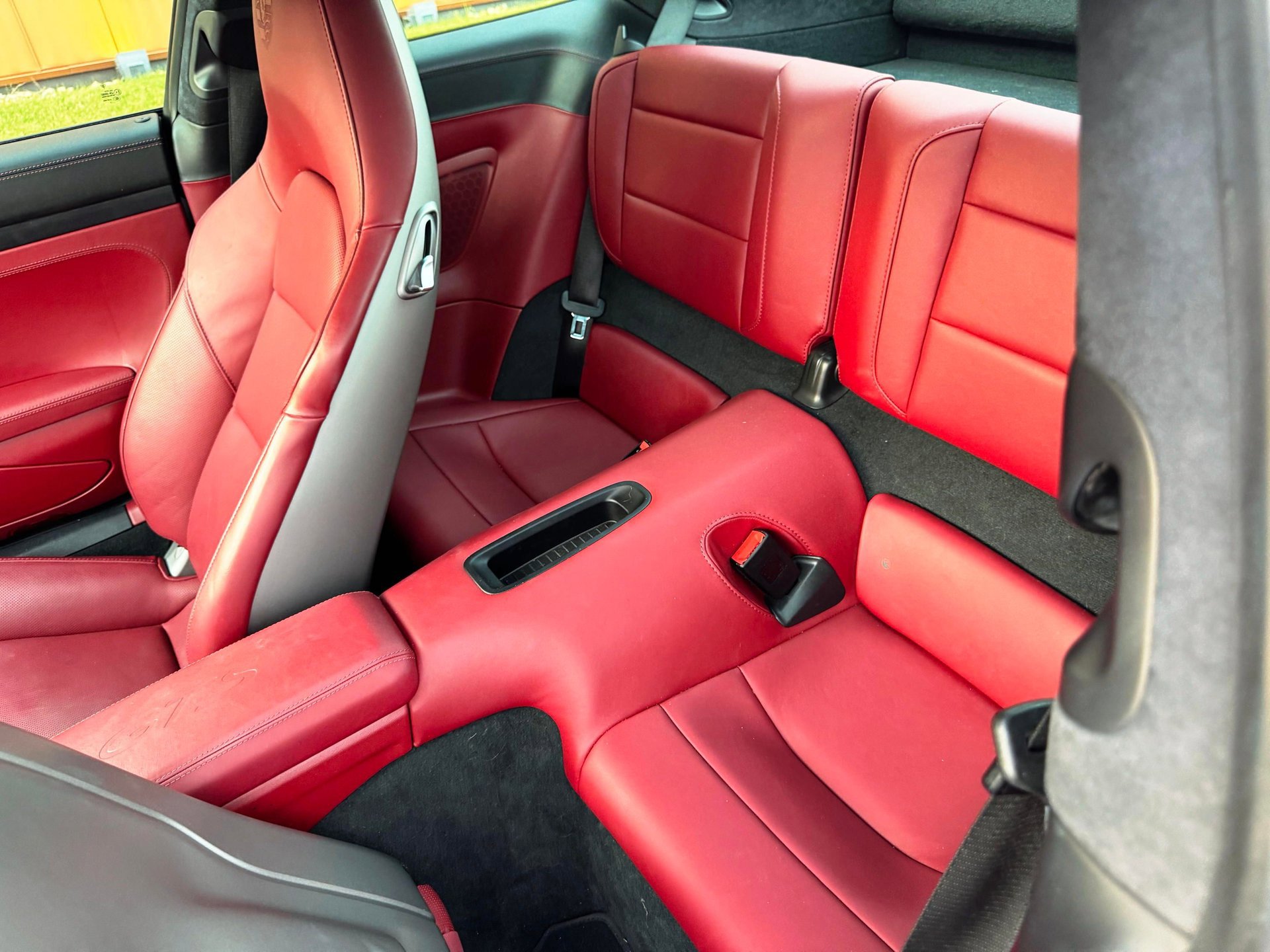 Used 2018 Porsche 911 GT3 RS image 28