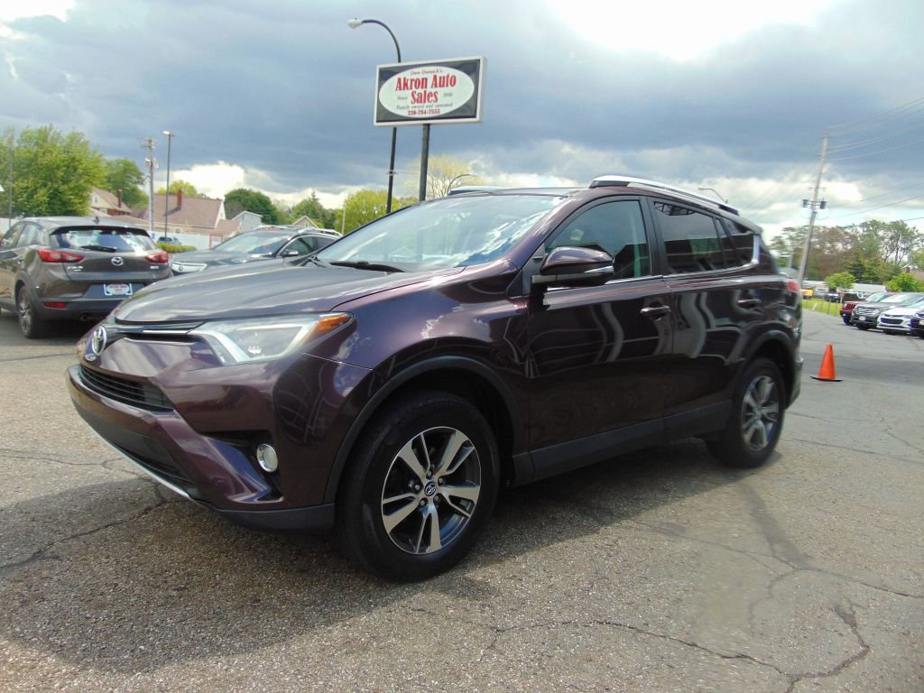 Used 2016 Toyota RAV4 XLE AWD/4WD image 7