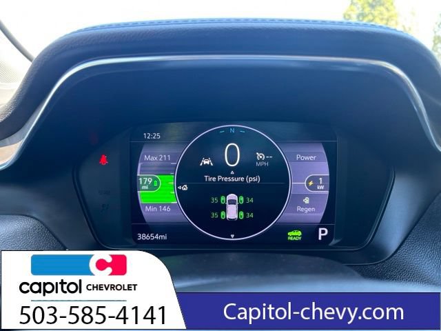 Used 2022 Chevrolet Bolt EUV LT w/ Convenience Package FWD image 15
