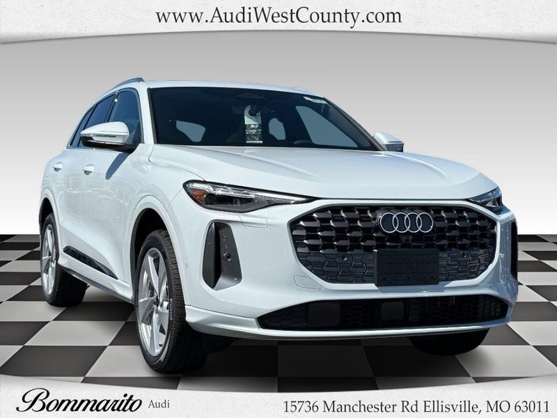 New 2025 Audi Q5 Premium Plus image 1