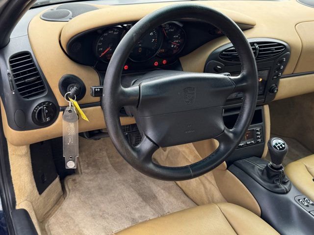 Used 1998 Porsche Boxster image 14