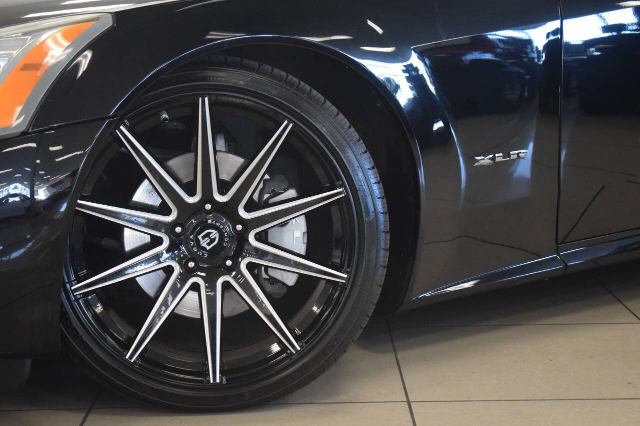 Used 2005 Cadillac XLR Base 2dr Roadster image 32