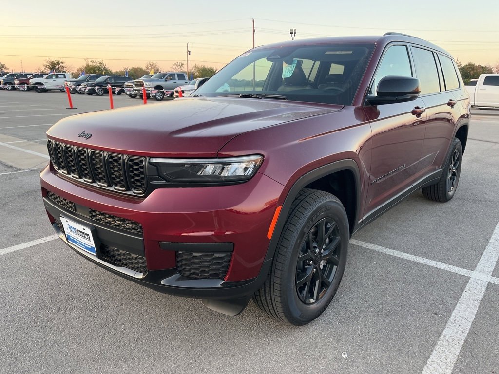 New 2025 Jeep Grand Cherokee L Altitude