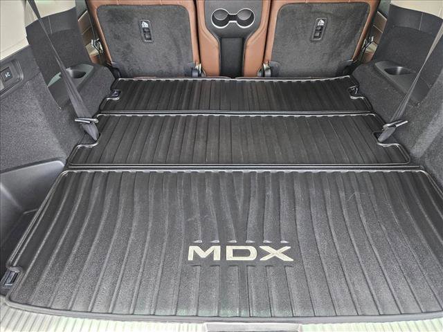 Used 2023 Acura MDX SH-AWD w/ Advance Package image 6