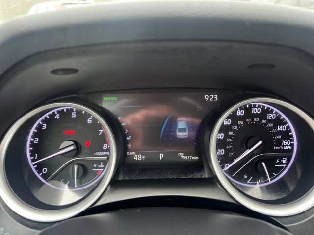 Used 2022 Toyota Camry XLE FWD image 14
