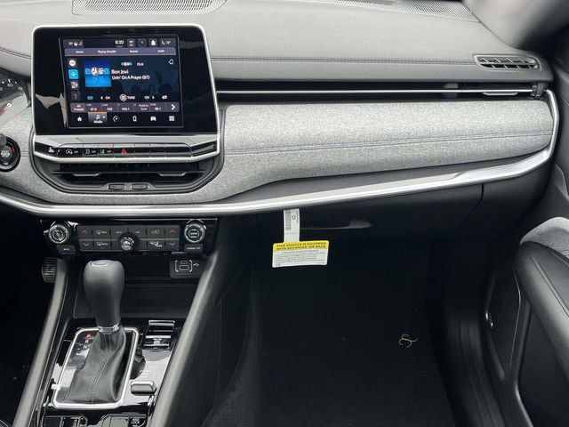 New 2026 Jeep Compass Latitude image 16