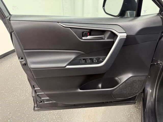 Certified 2025 Toyota RAV4 XLE AWD/4WD image 10