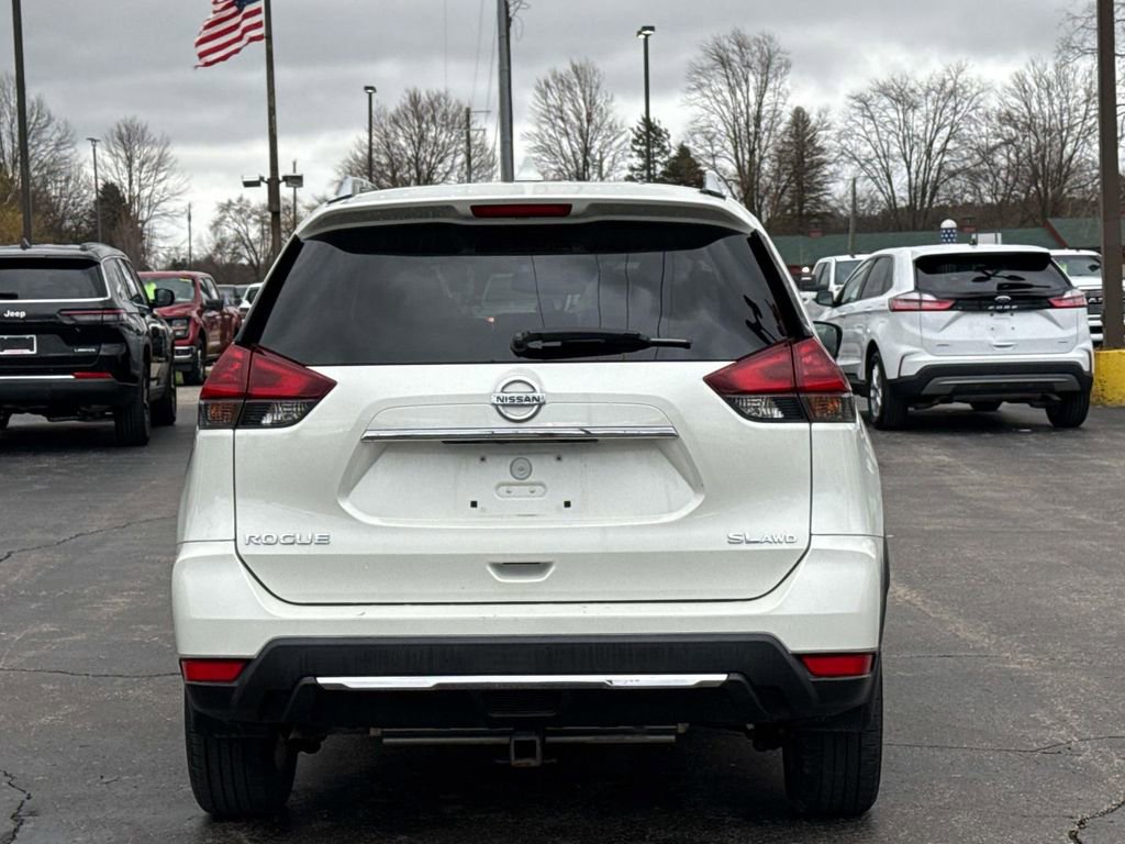 Used 2018 Nissan Rogue SL image 8