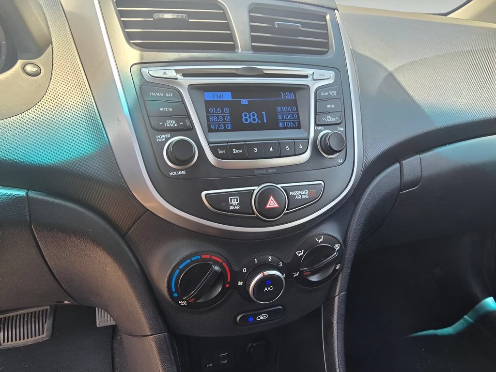 Used 2017 Hyundai Accent SE FWD image 19