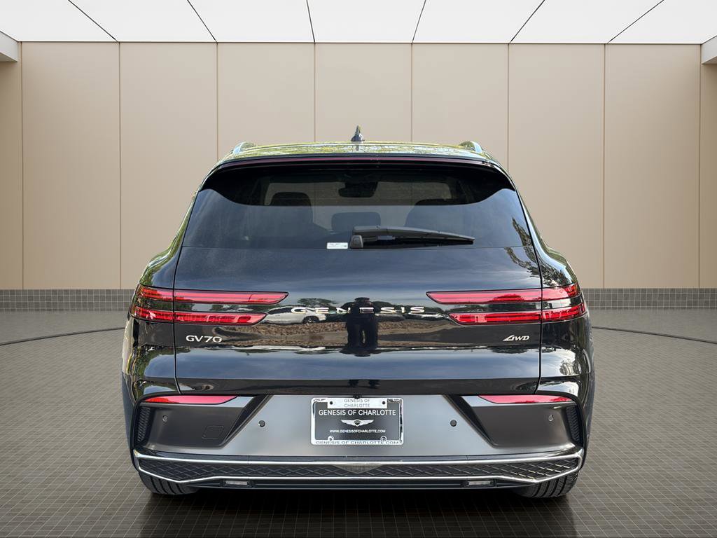 Certified 2026 Genesis GV70 2.5T AWD/4WD image 4