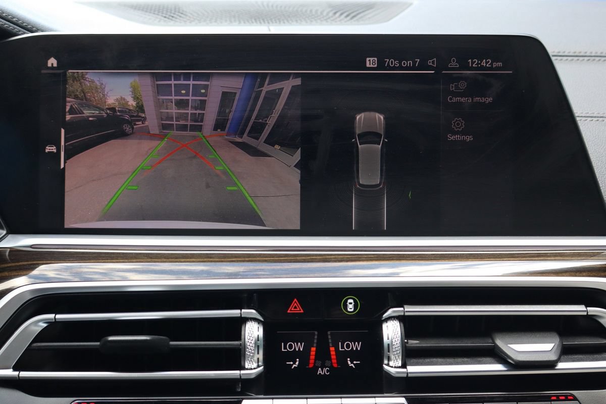 Used 2020 BMW X5 M50i w/ Premium Package AWD/4WD image 28
