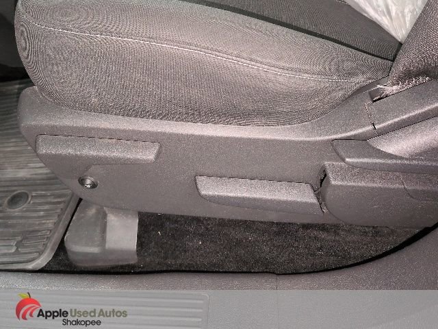 Used 2011 Ford Edge SE w/ 101A Rapid Spec Order Code image 13