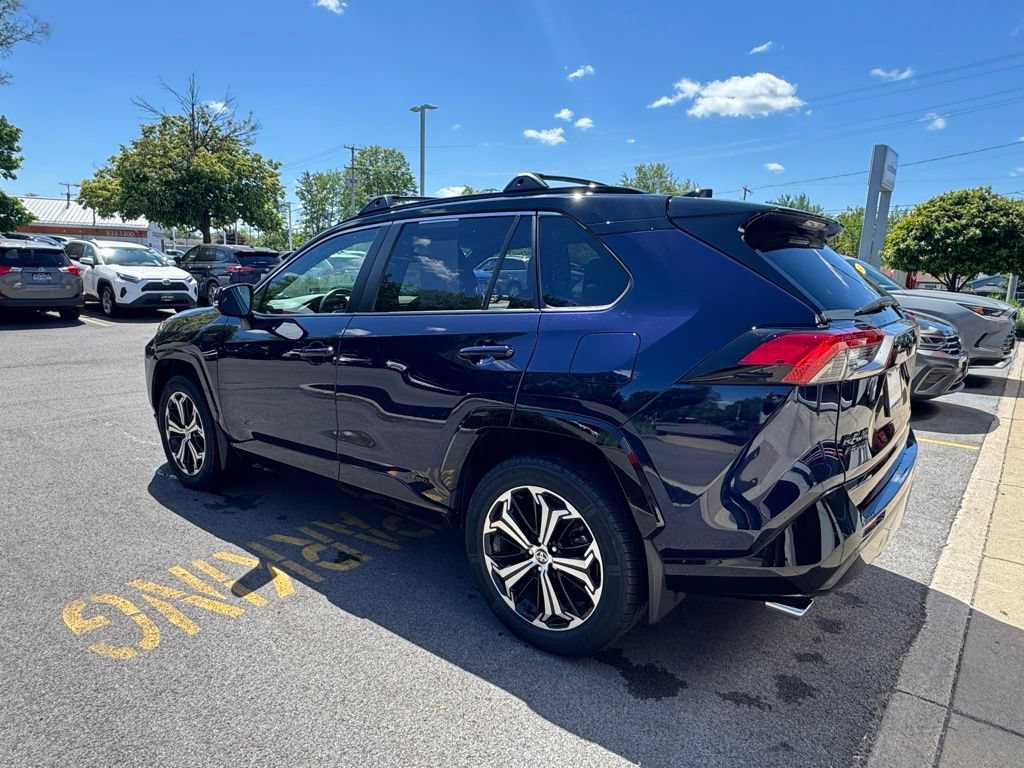Used 2023 Toyota RAV4 XSE w/ Weather Package AWD/4WD image 3