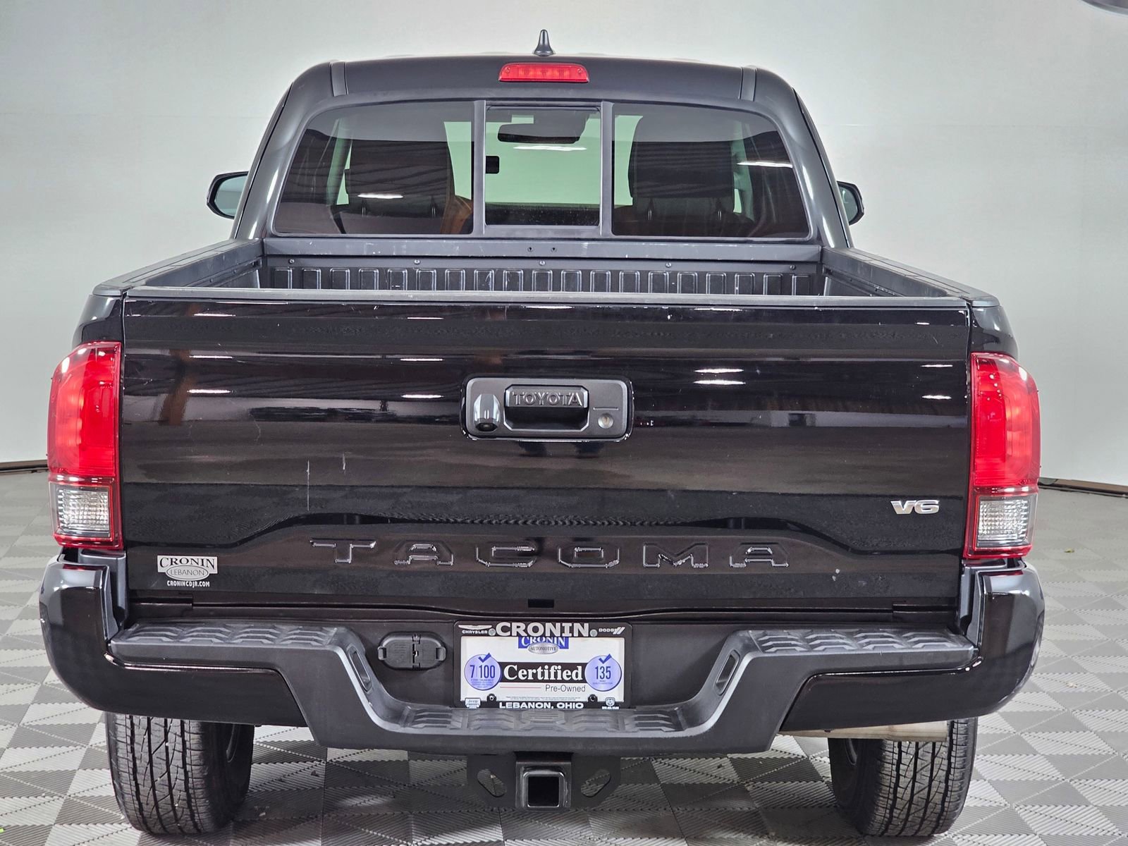 Used 2023 Toyota Tacoma SR image 5