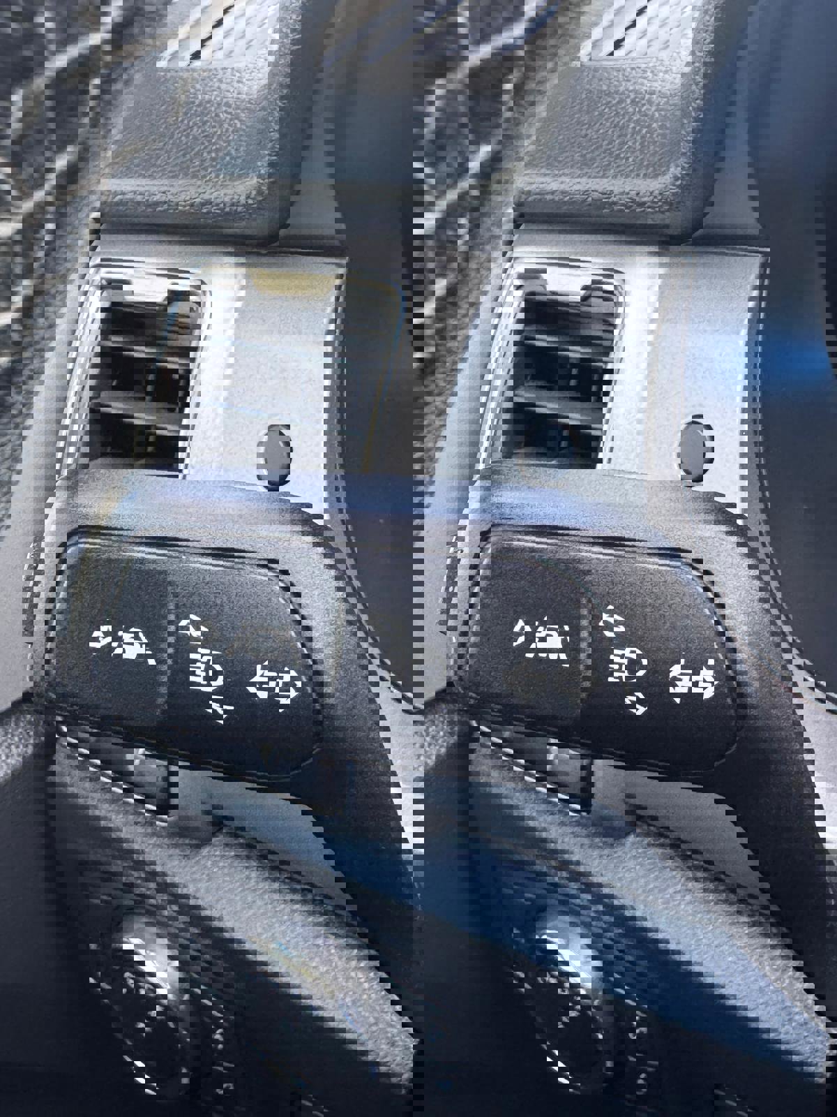 Used 2022 Ford Ranger XLT w/ Equipment Group 301A Mid image 16