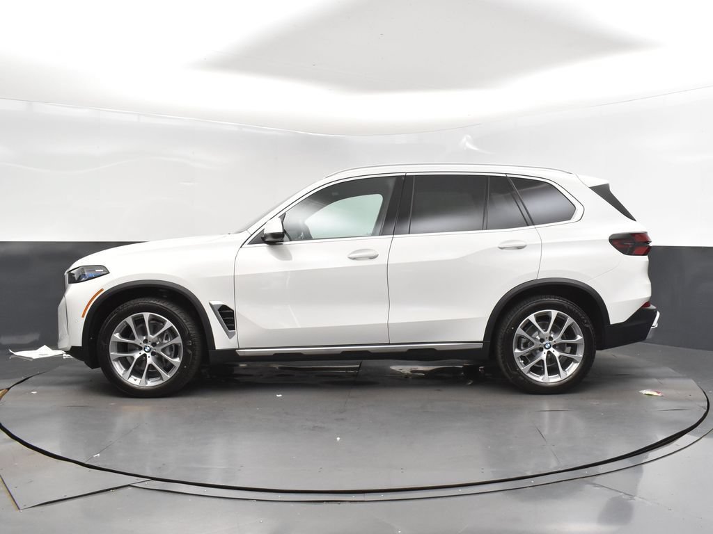 Used 2026 BMW X5 sDrive40i w/ Parking Assistance Package RWD image 4