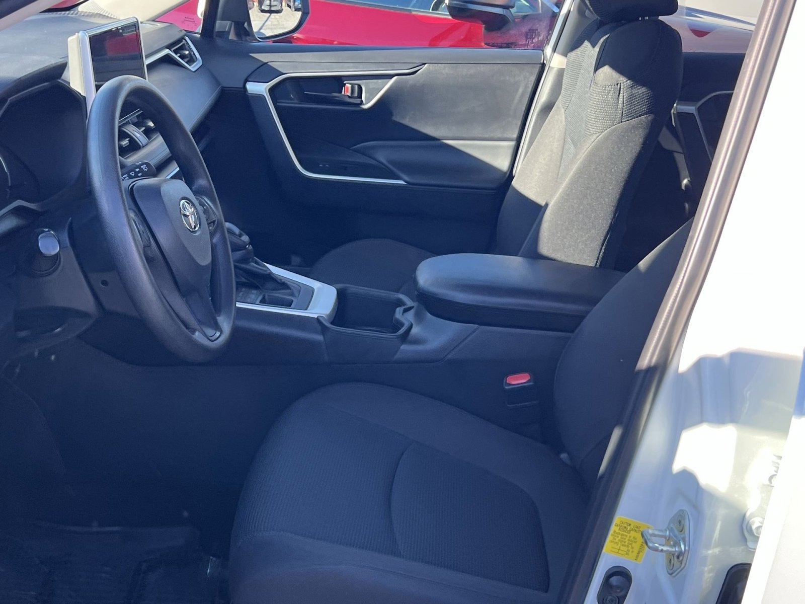 Used 2023 Toyota RAV4 LE image 11