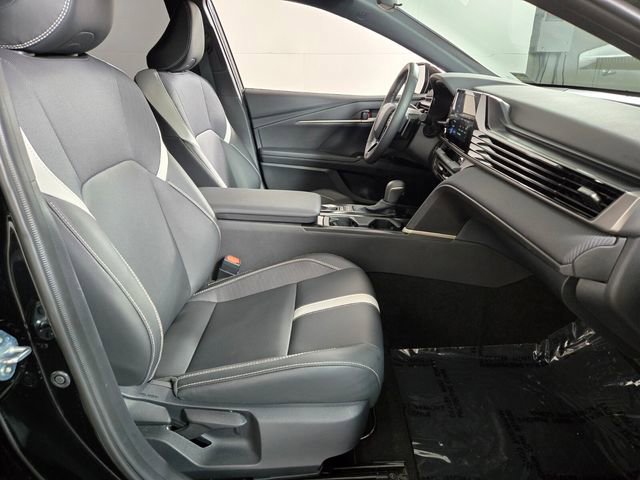 Used 2025 Toyota Camry SE image 22