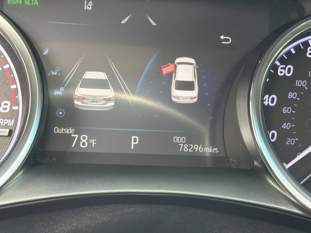 Used 2018 Toyota Camry XLE FWD image 24