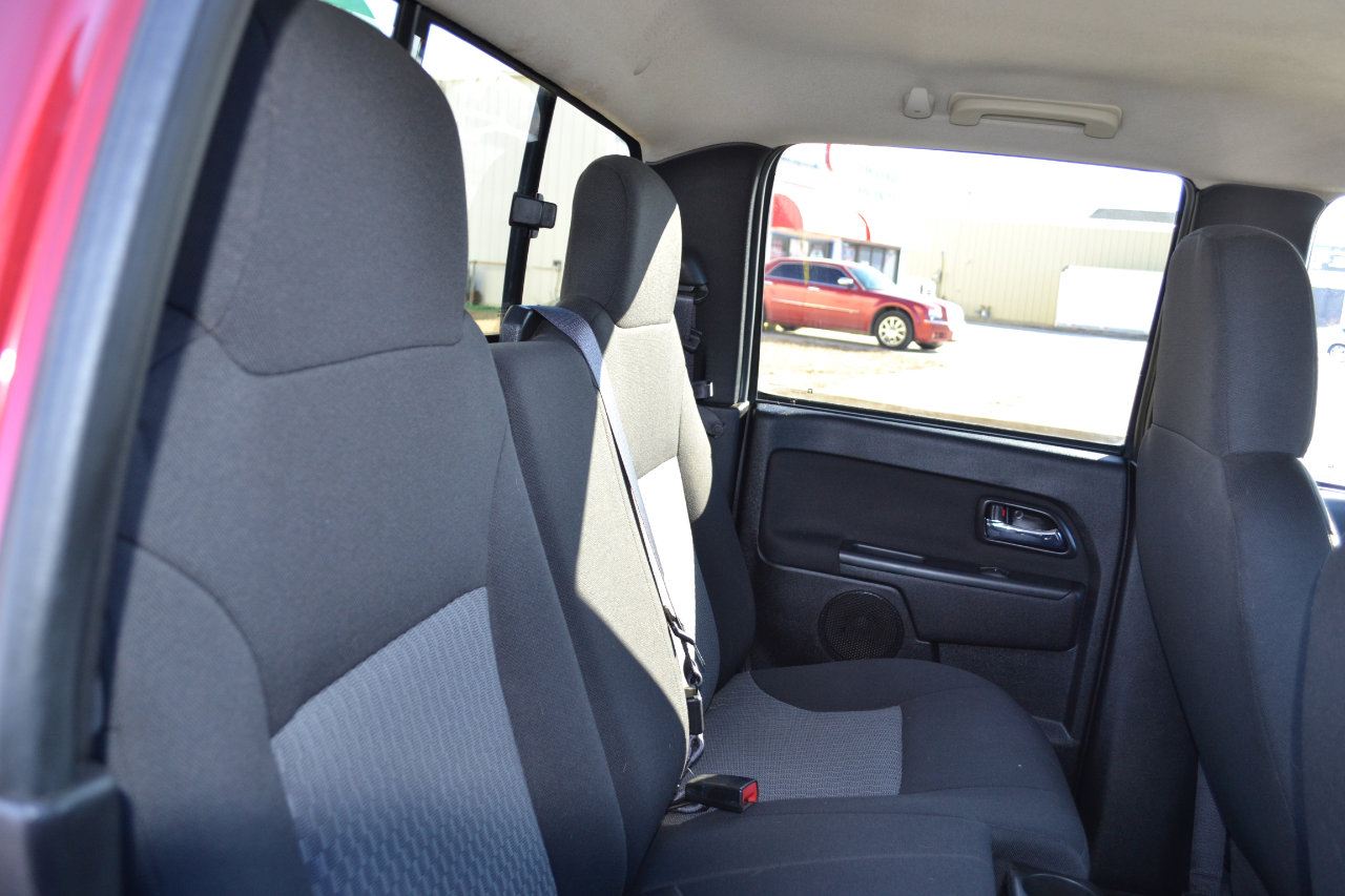 Used 2011 Chevrolet Colorado LT image 31