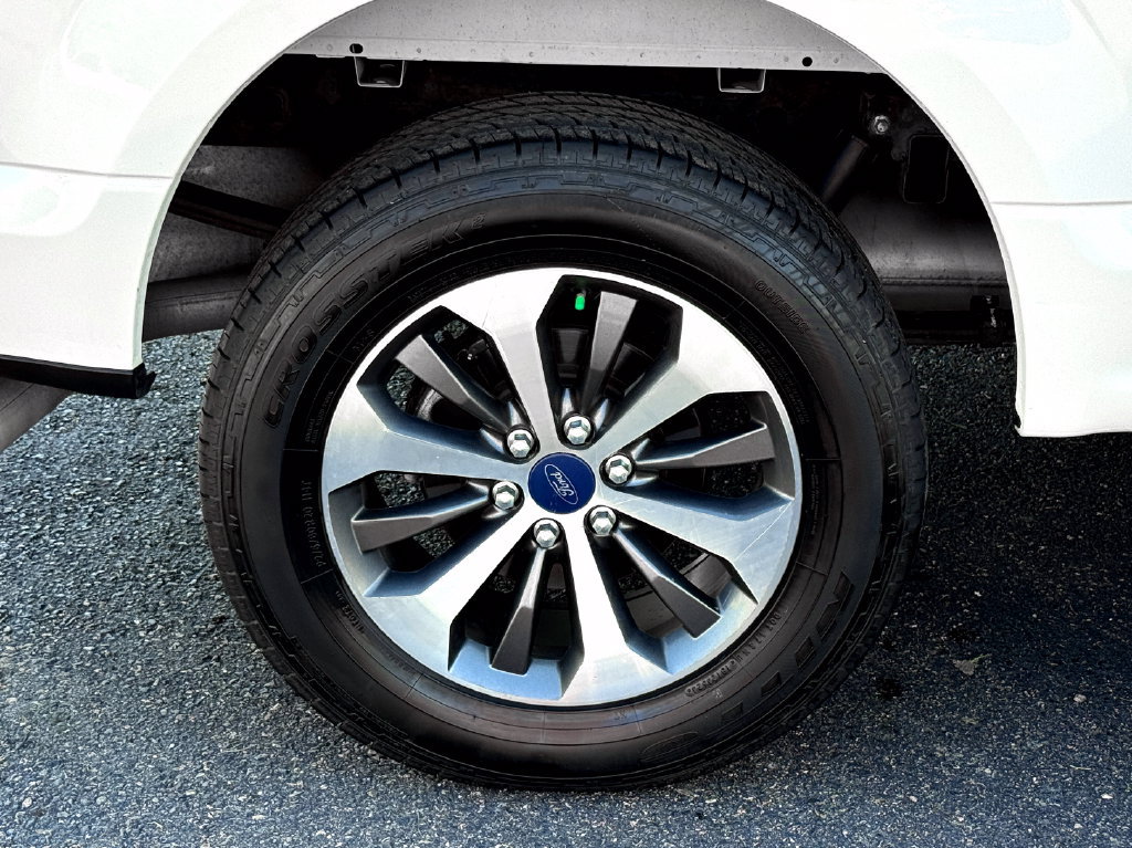 Used 2019 Ford F150 XL w/ Equipment Group 101A Mid AWD/4WD image 12