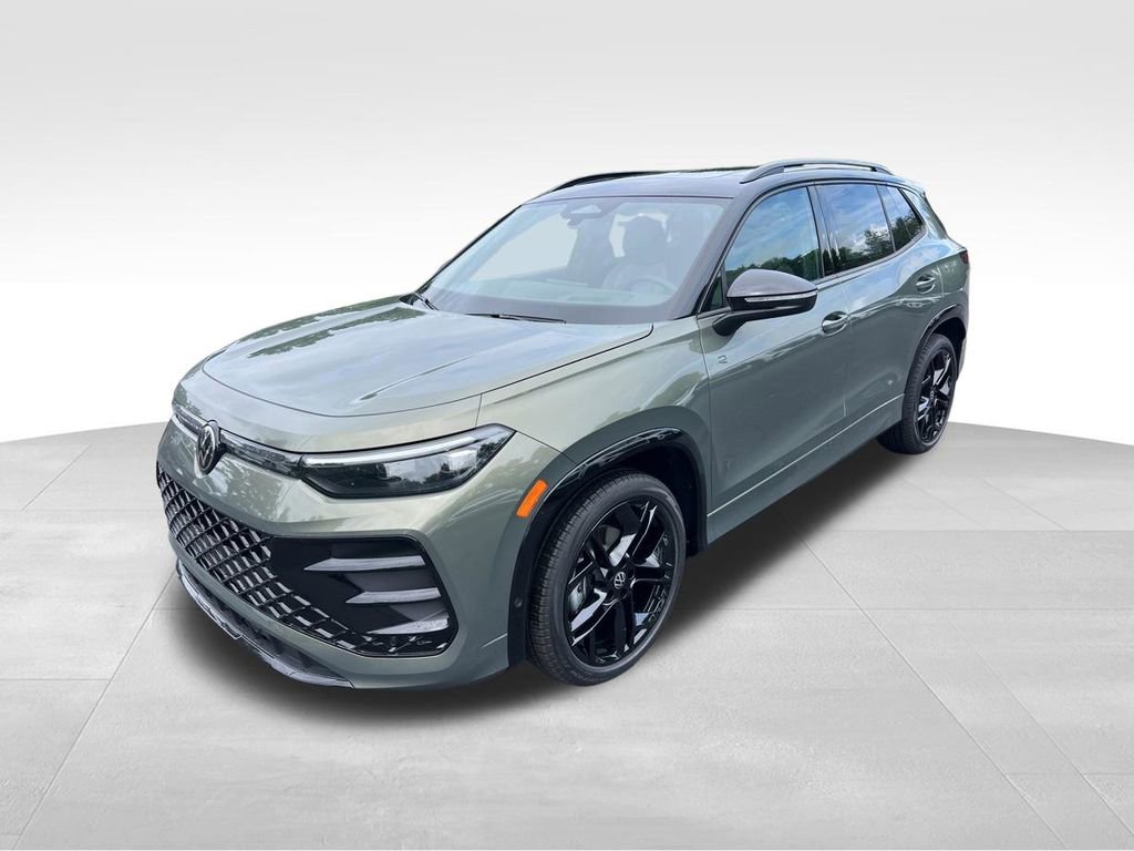 New 2026 Volkswagen Tiguan SE R-Line FWD video 1