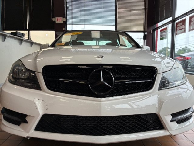 Used 2014 Mercedes-Benz C 250 Sedan image 3