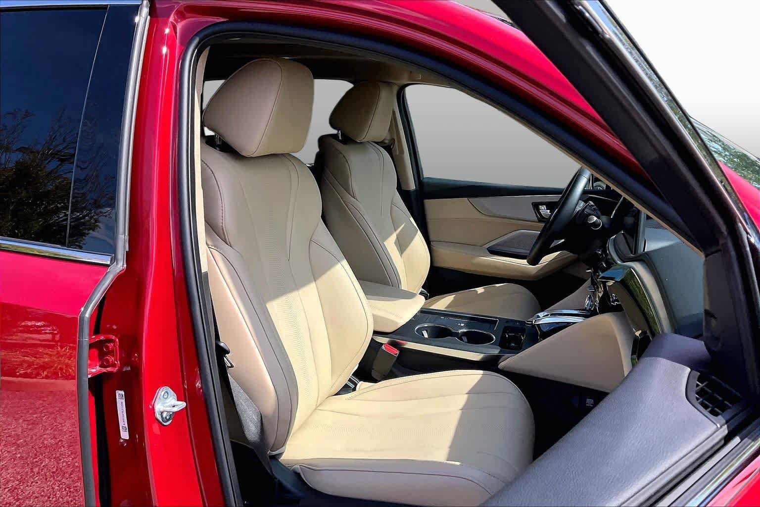 Certified 2025 Acura MDX w/ Technology Package AWD/4WD image 9