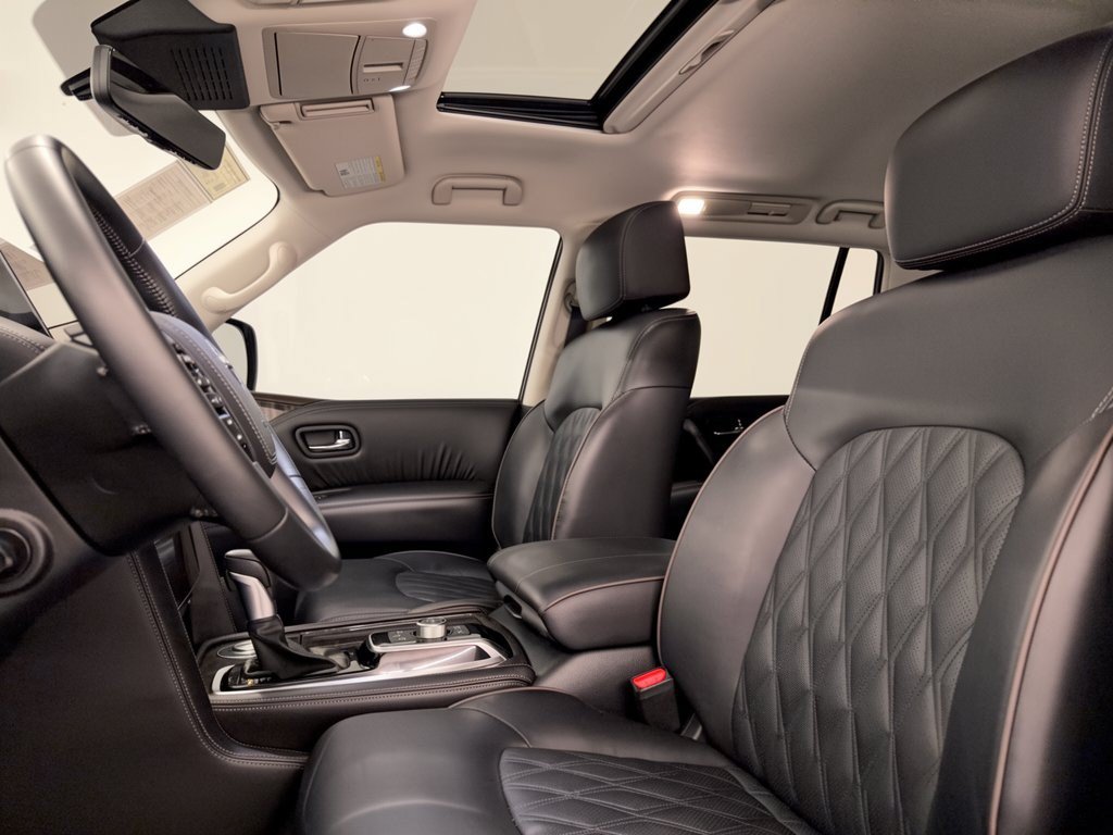 Used 2021 Nissan Armada Platinum w/ Captain's Chairs Package RWD image 5