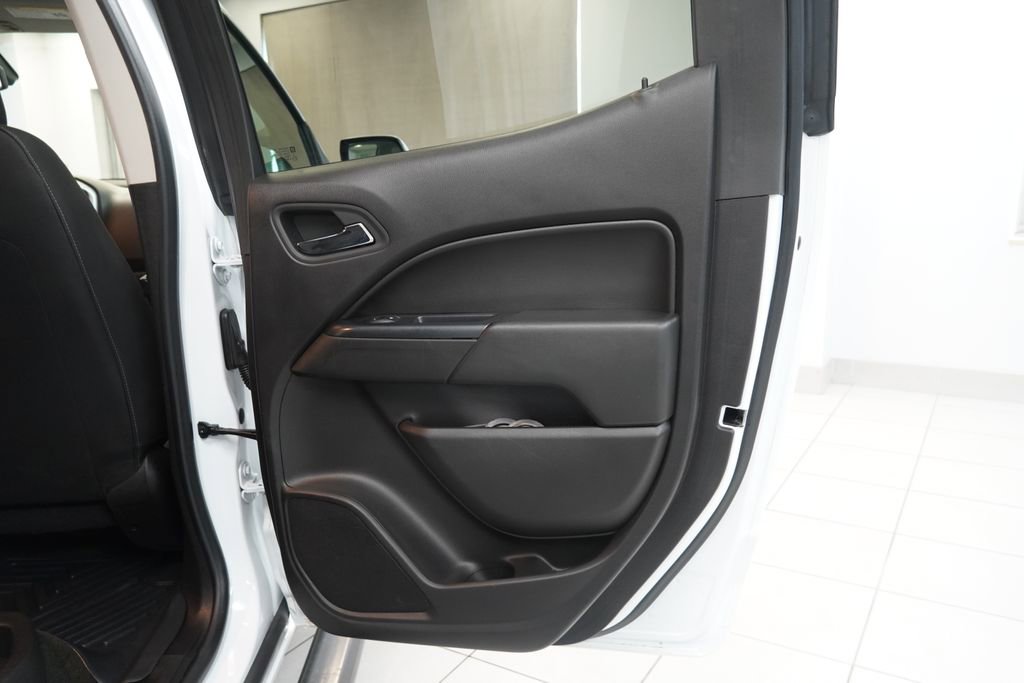 Used 2018 Chevrolet Colorado LT image 24