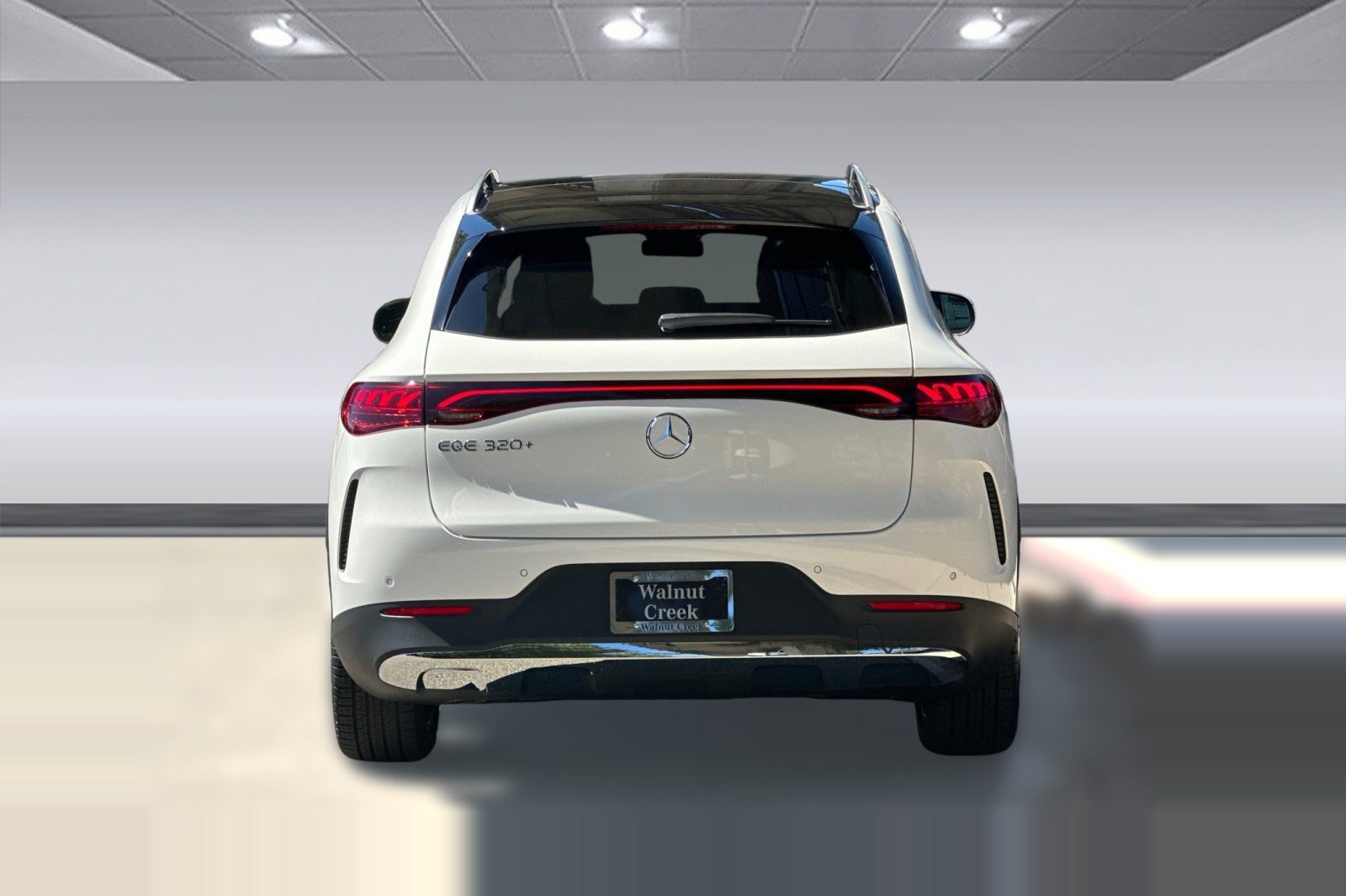New 2027 Mercedes-Benz EQE 320+ SUV image 10
