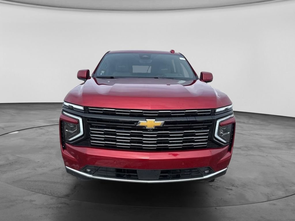 Used 2025 Chevrolet Suburban High Country AWD/4WD image 5