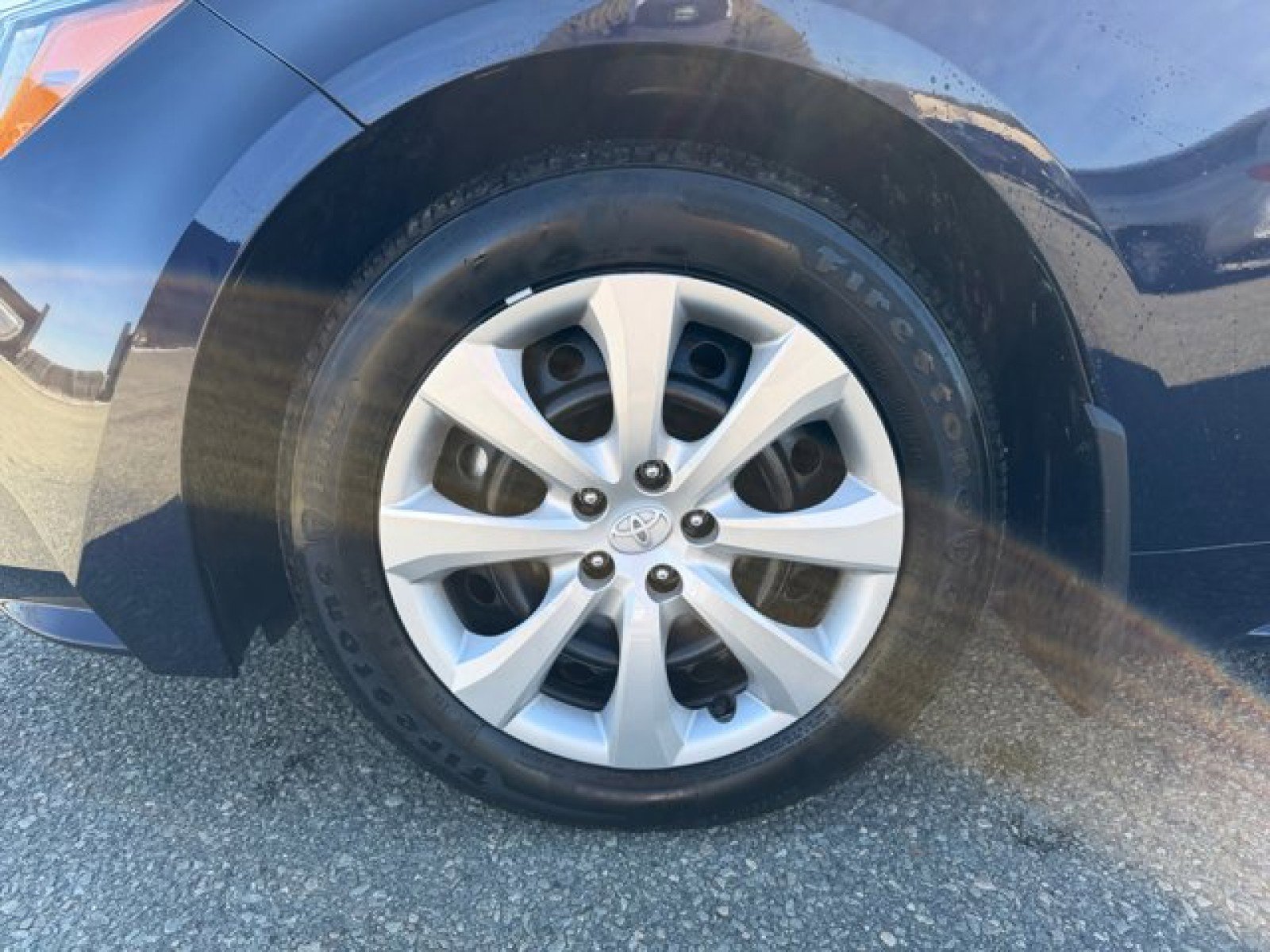 Used 2025 Toyota Corolla LE image 9