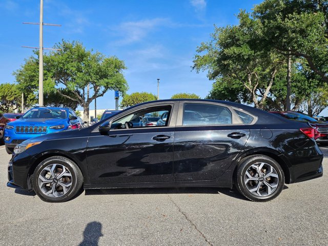 Used 2019 Kia Forte LXS FWD image 9