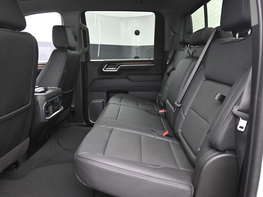 Used 2025 GMC Sierra 2500 Denali w/ Technology Package image 13