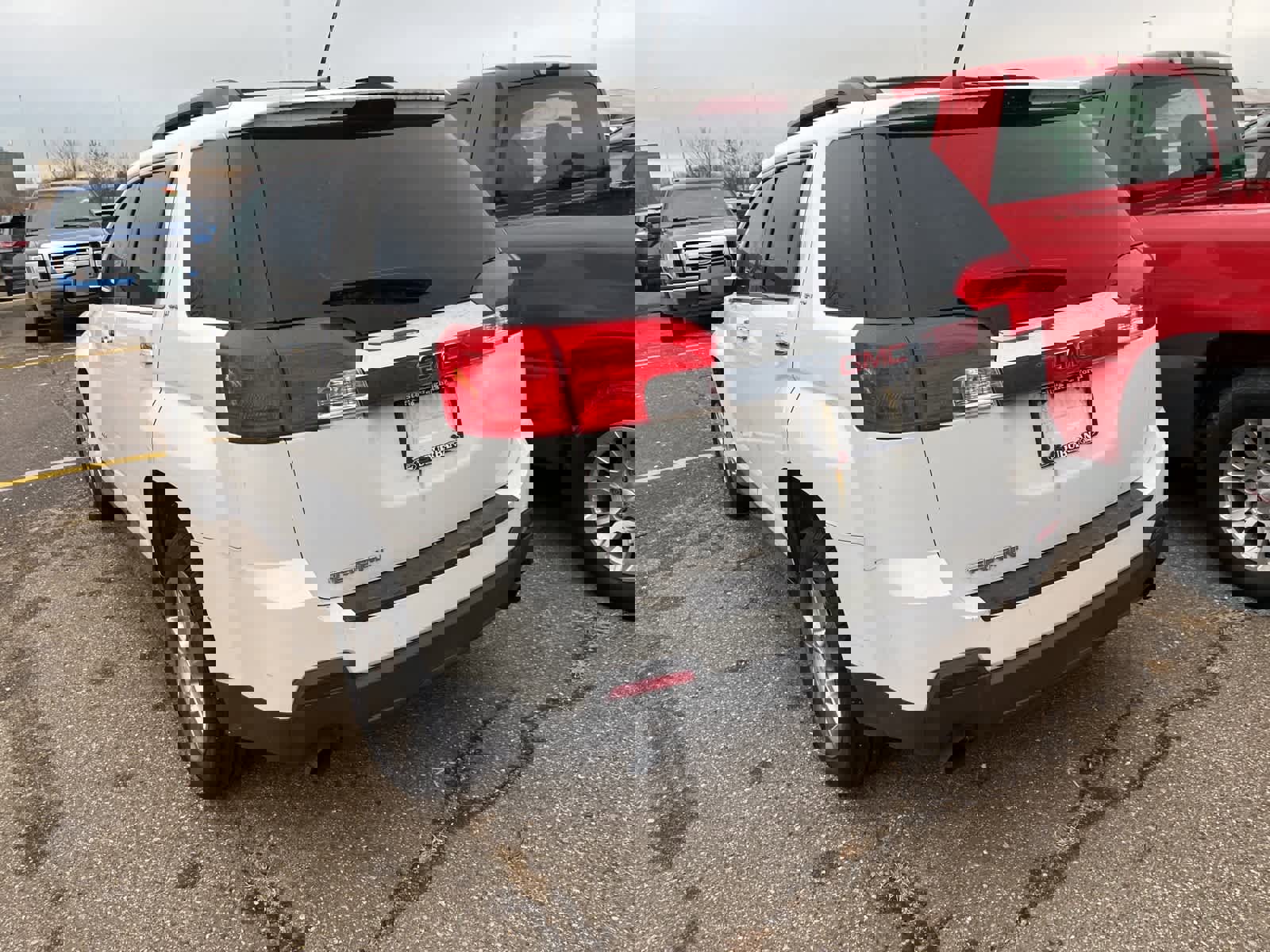 Used 2015 GMC Terrain SLT w/ Chrome Edition image 11