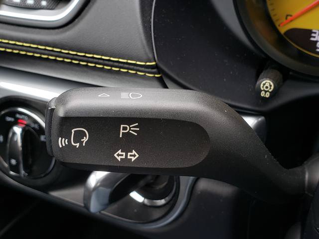 Used 2019 Porsche 718 Cayman RWD image 24