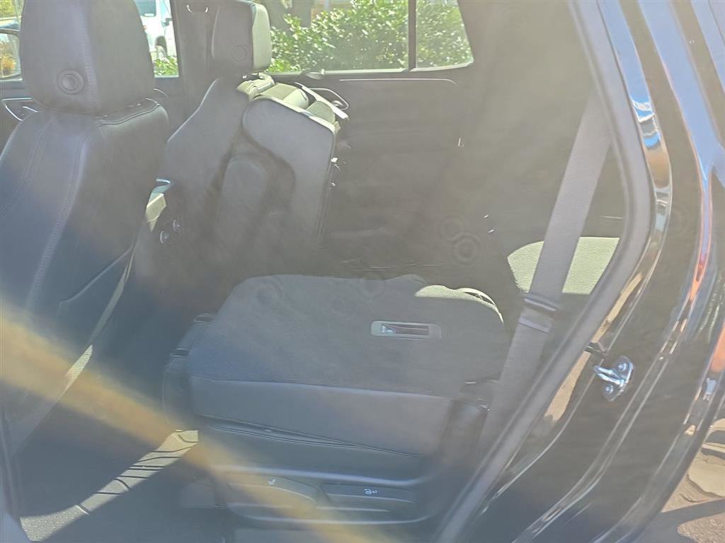 Used 2021 Chevrolet Tahoe Z71 image 9